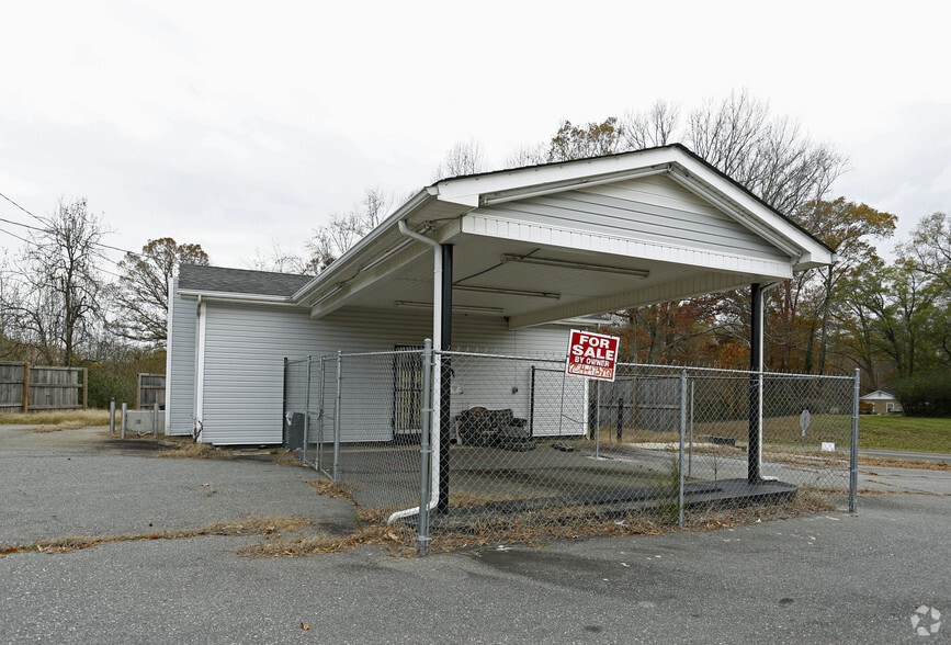1437 Tryon Courthouse Rd, Bessemer City, NC for sale - Building Photo - Image 3 of 4