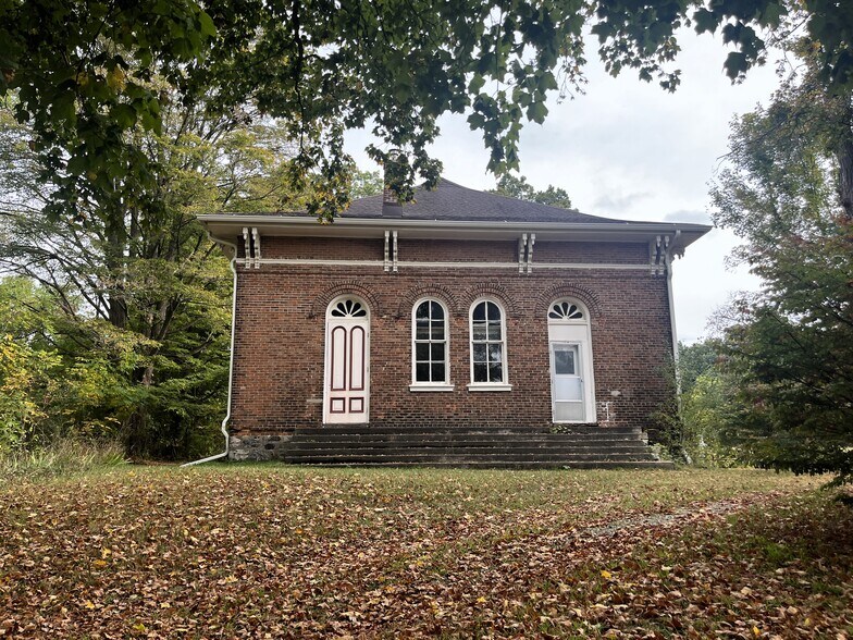 17925 W Old US Highway 12, Chelsea, MI à vendre - Photo du bâtiment - Image 2 de 17
