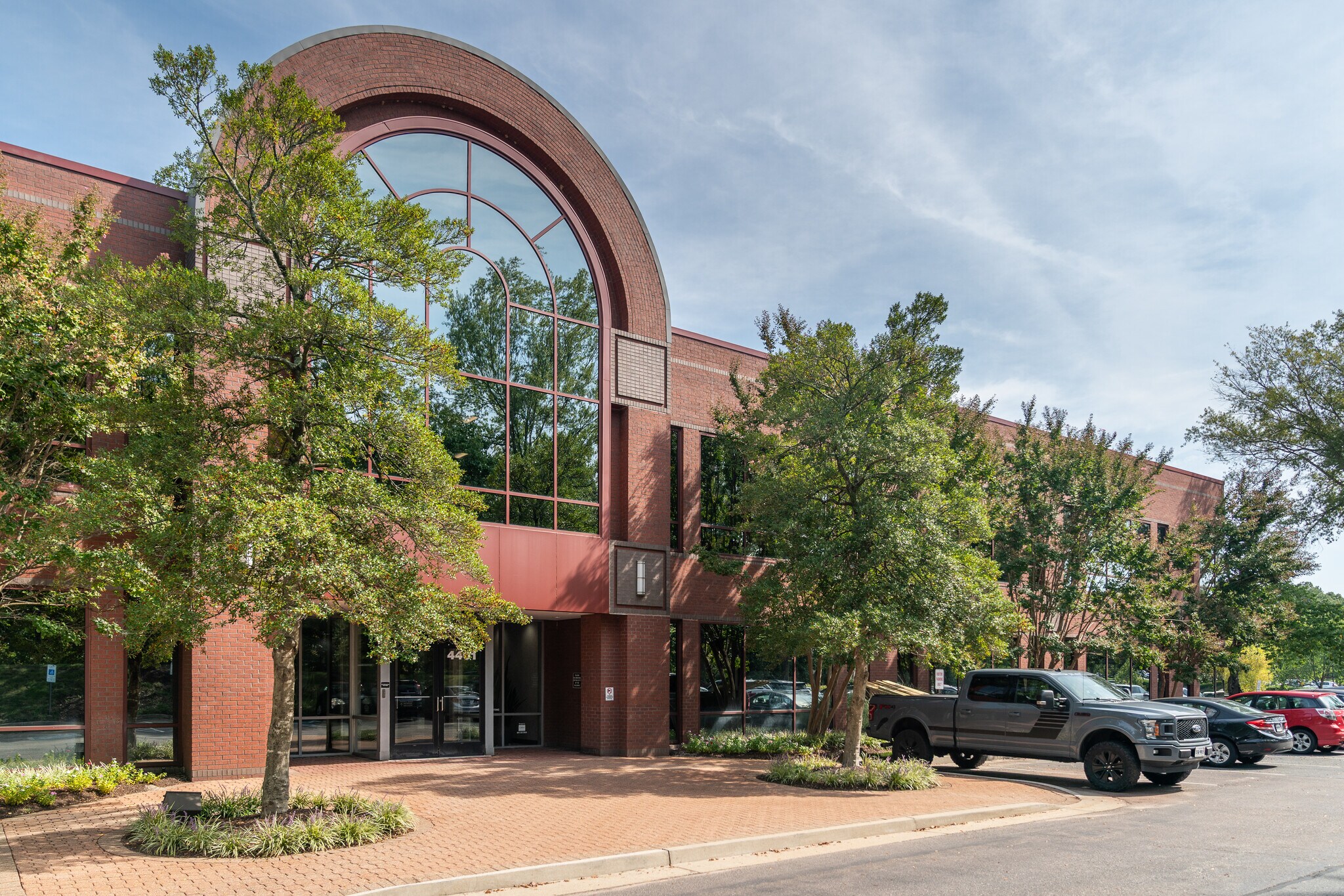 4121-5500 Cox Rd, Glen Allen, VA à louer Photo du bâtiment- Image 1 de 16