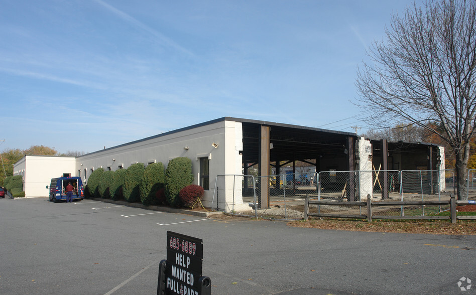 220 Sutton St, North Andover, MA for lease - Building Photo - Image 3 of 20