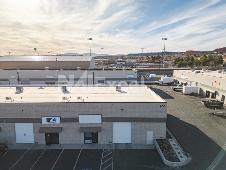 677 N 3050 E, St George, UT à louer - Photo du bâtiment - Image 2 de 6