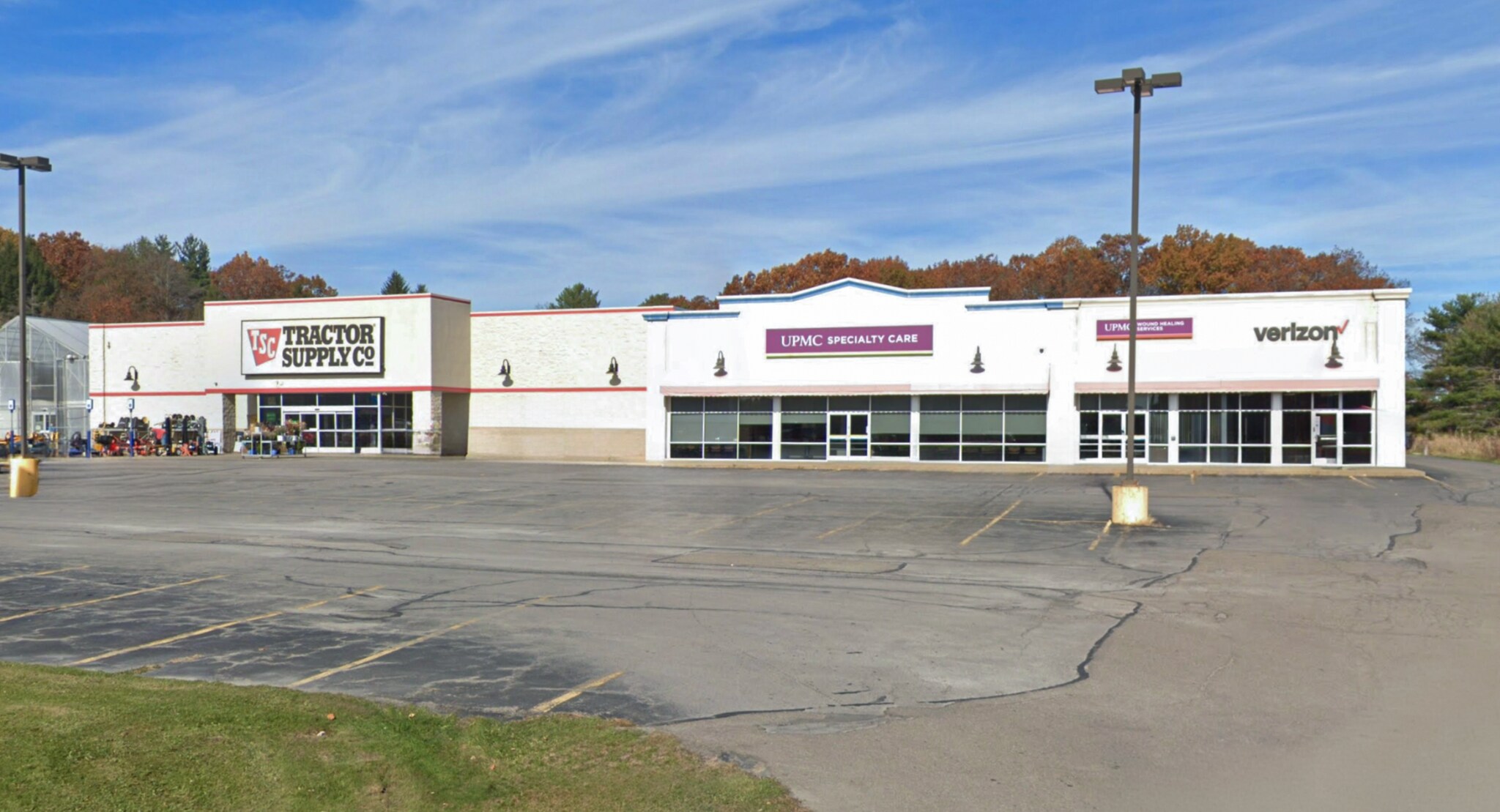 6885 US 322, Franklin, PA for lease Building Photo- Image 1 of 3