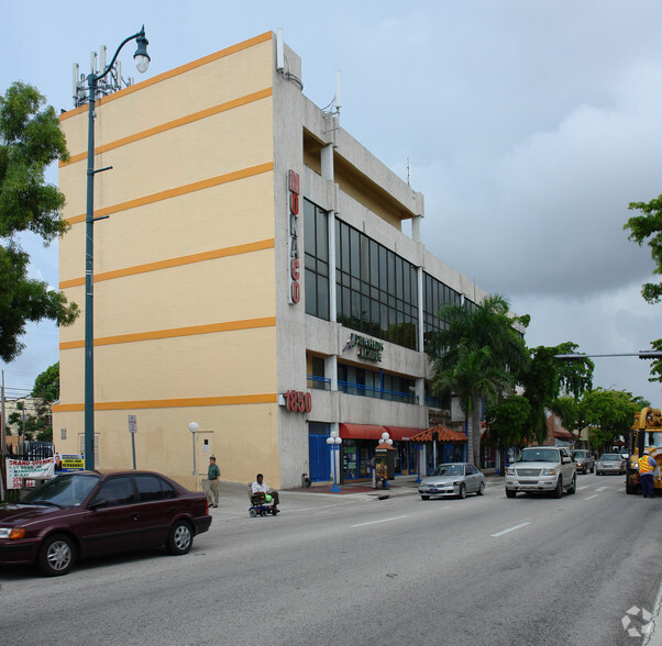 1850 SW 8th St, Miami, FL for lease - Building Photo - Image 2 of 17