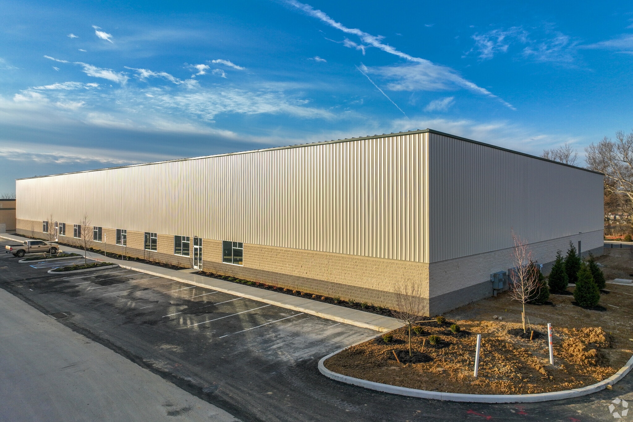 3904 Columbia Ave, Marcus Hook, PA for lease Primary Photo- Image 1 of 8