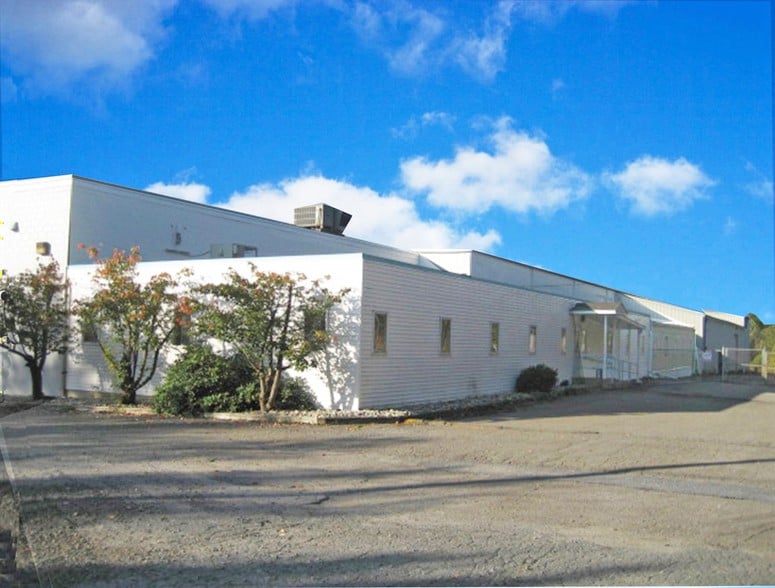 78 Industrial Dr, Delano, PA for lease - Building Photo - Image 2 of 2