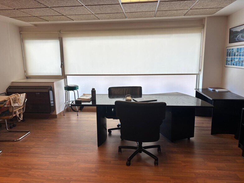 Retail in Elche, Alicante for sale - Interior Photo - Image 1 of 5