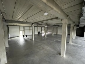 Industriel dans Tremblay-en-France à louer Photo intérieure- Image 2 de 3