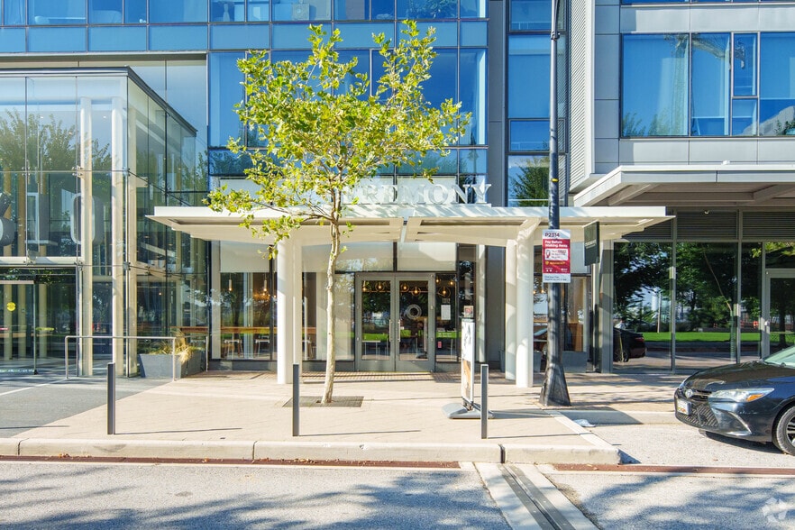 1310 Point St, Baltimore, MD for lease - Building Photo - Image 3 of 15