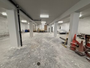 156 E 105th St, New York, NY for lease Interior Photo- Image 2 of 13