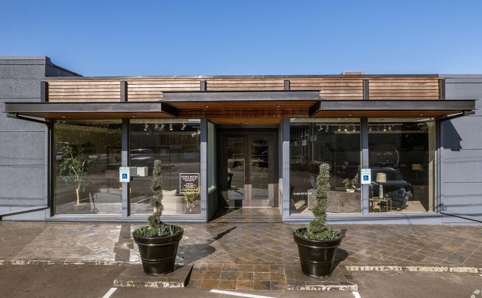 10375 SW Beaverton-Hillsdale Hwy, Beaverton, OR for sale - Building Photo - Image 3 of 7