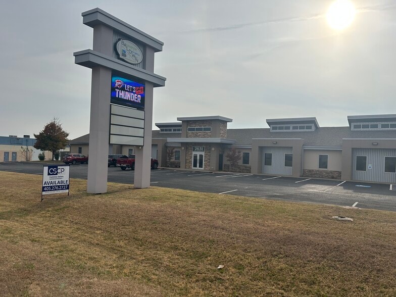 2631 N Shields Blvd, Oklahoma City, OK for lease - Building Photo - Image 1 of 20