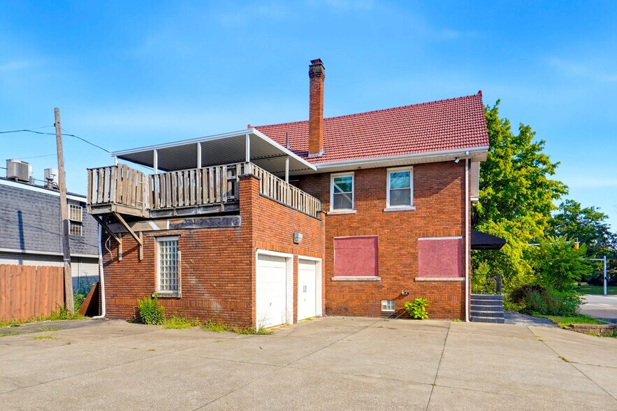 3400 W Tuscarawas St, Canton, OH for sale - Building Photo - Image 2 of 14