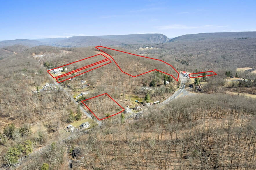 Foxtown Hill Rd, Stroudsburg, PA à vendre - Aérien - Image 2 de 7