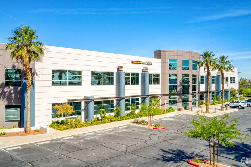 1401 N Green Valley Pky, Henderson, NV for lease - Primary Photo - Image 1 of 18