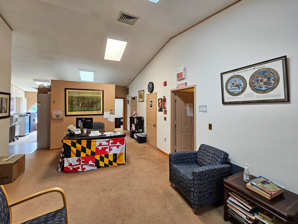 14406 Old Mill Rd, Upper Marlboro, MD 20772 - Unit #201 - - Interior Photo - Image 2 of 9