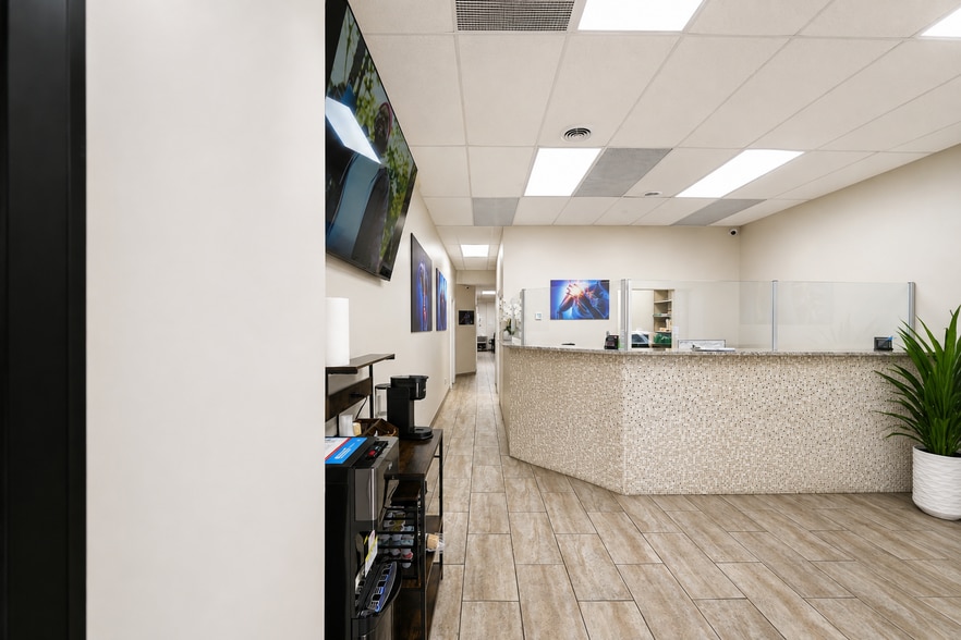 10228 Jamaica Ave, Richmond Hill, NY for sale - Building Photo - Image 2 of 36