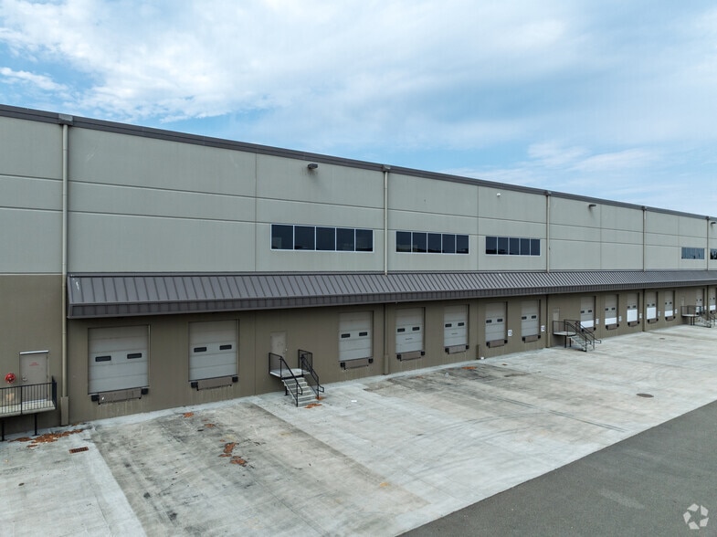 20413 59th Pl S, Kent, WA for lease - Building Photo - Image 2 of 6