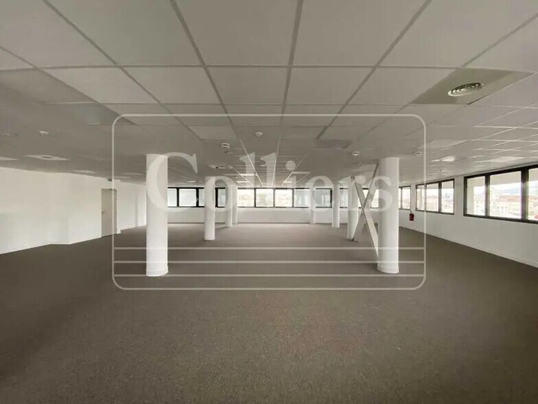 7 Rue Andre Allar, Marseille à louer - Photo du bâtiment - Image 3 de 16