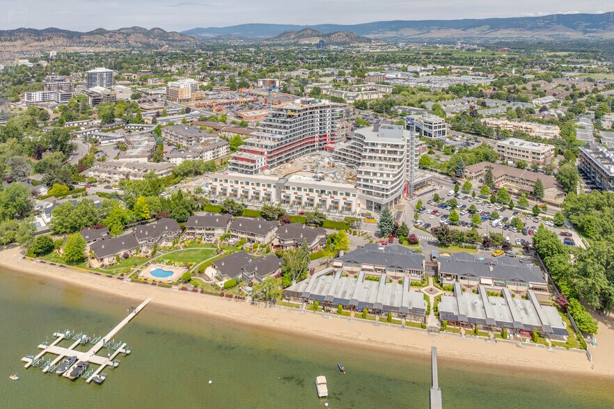 3300 - 3340 Lakeshore rd, Kelowna, BC à louer - Photo de construction - Image 2 de 6