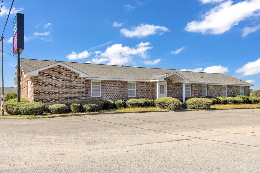 940 Molly Pond Rd, Augusta, GA à louer - Photo du bâtiment - Image 2 de 4