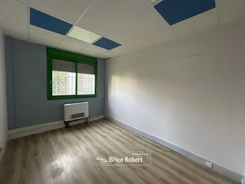 Industriel dans Chassieu à vendre - Photo intérieure - Image 2 de 6