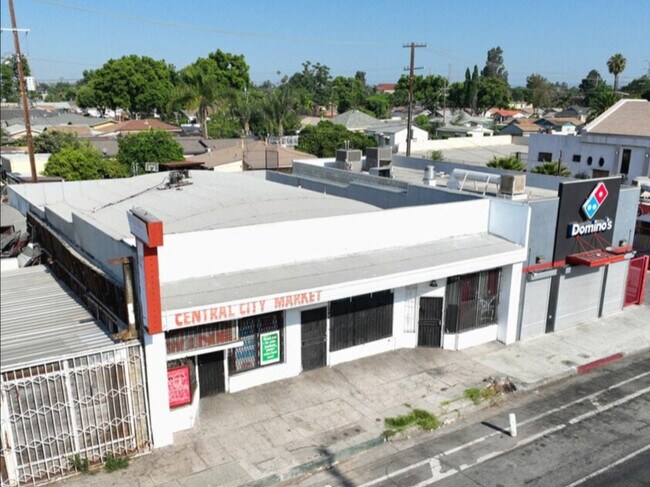 Plus de détails pour 10209 S Central Ave, Los Angeles, CA - Commerce de détail à vendre