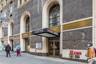 Plus de détails pour 777 7th Ave, New York, NY - Commerce de détail à louer