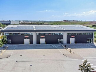 More details for 1 Reef St, Dagenham - Industrial for Lease
