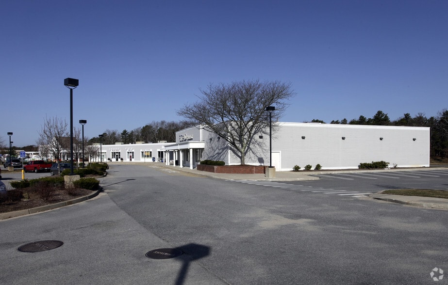 3848-3872 Falmouth Rd, Marstons Mills, MA à louer - Photo principale - Image 2 de 7