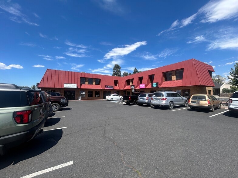 1404 NE 3rd St, Bend, OR for lease - Building Photo - Image 2 of 4
