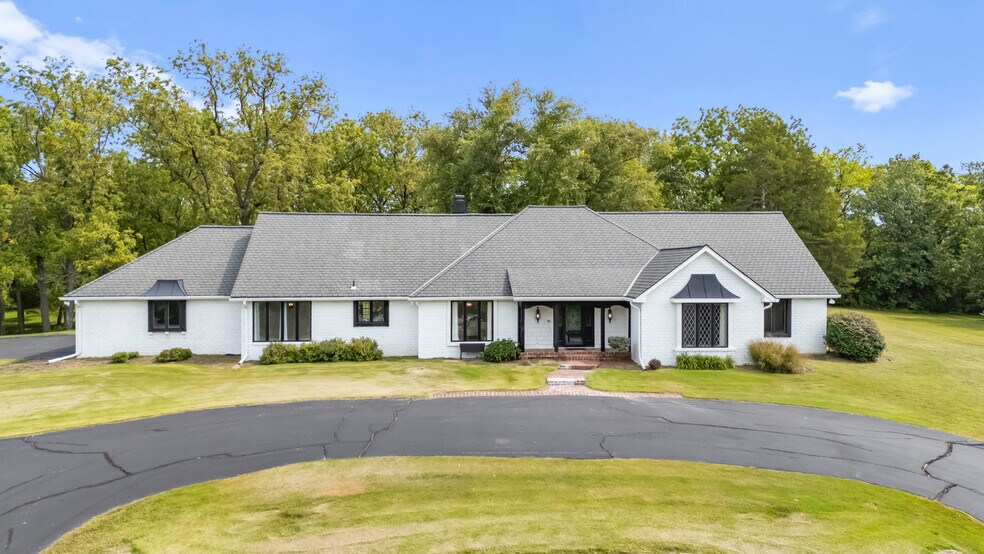 1901 Moffet Rd, Saint Joseph, MO à vendre - Photo du bâtiment - Image 3 de 63