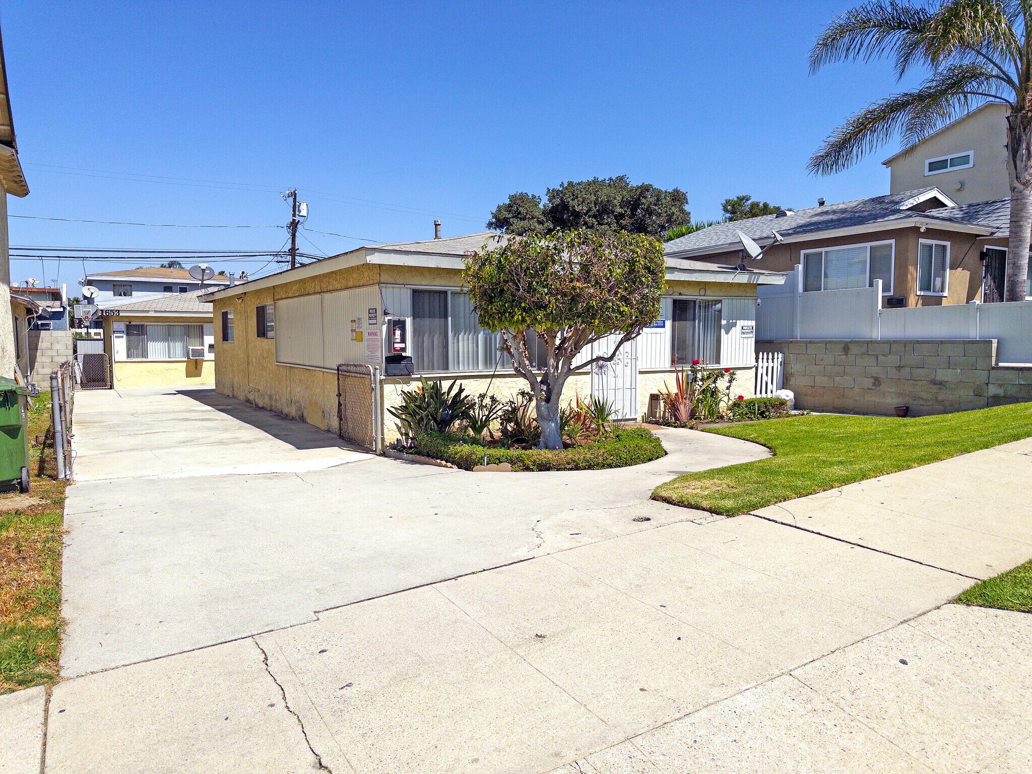 1651 251st St, Harbor City, CA à vendre Photo principale- Image 1 de 6