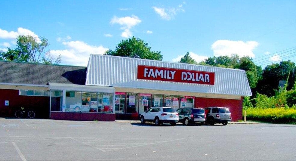 2-4 Preston St, Camden, NY à louer - Photo du bâtiment - Image 1 de 1