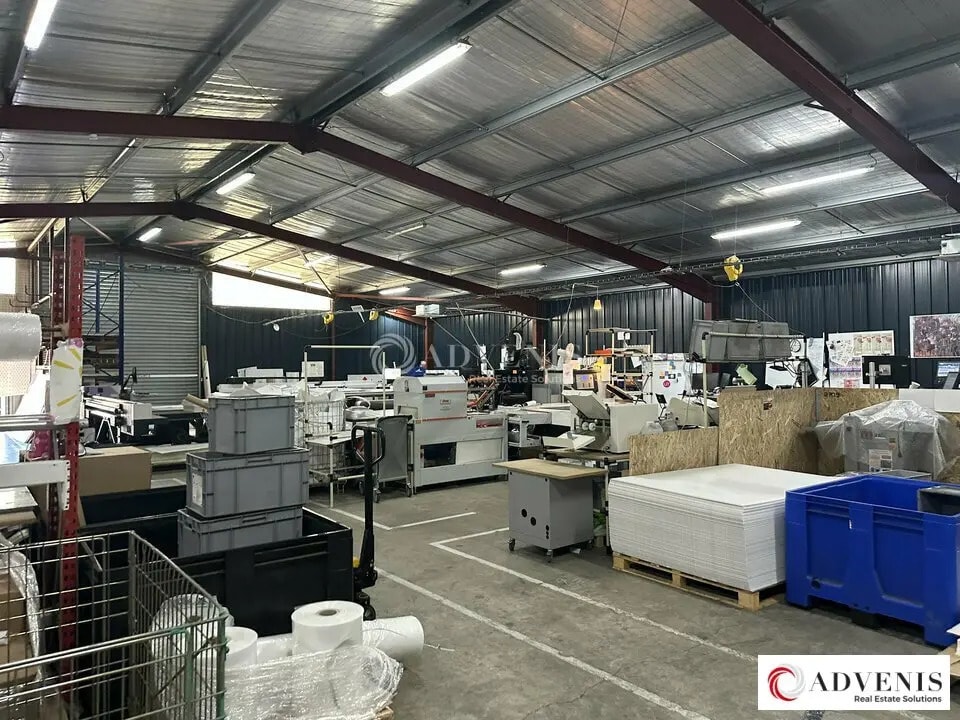 Flex in Bordeaux for sale Interior Photo- Image 1 of 7