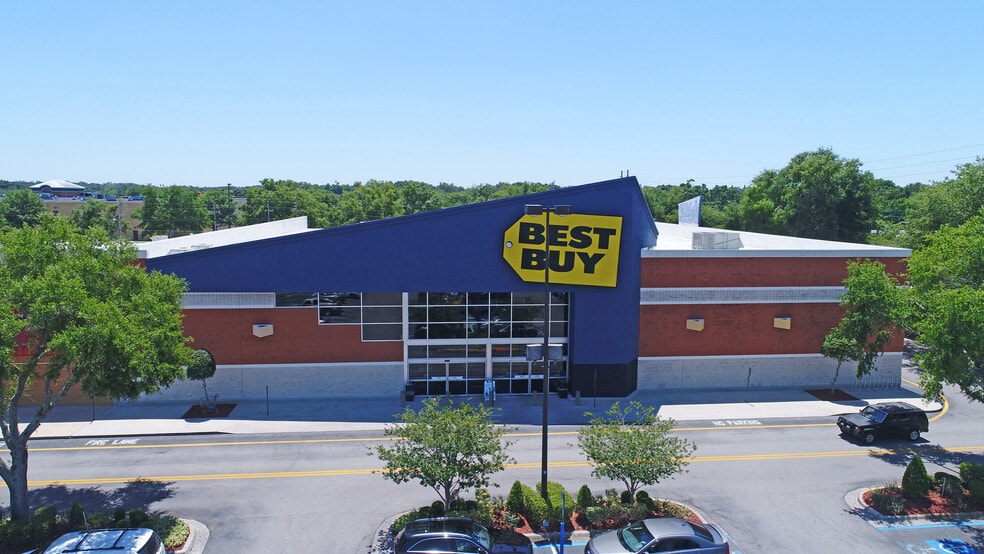 2401 SW 27th Ave, Ocala, FL for lease - Building Photo - Image 3 of 9