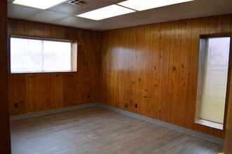 1709 Enterprise Blvd, Pauls Valley, OK à vendre Photo intérieure- Image 2 de 6