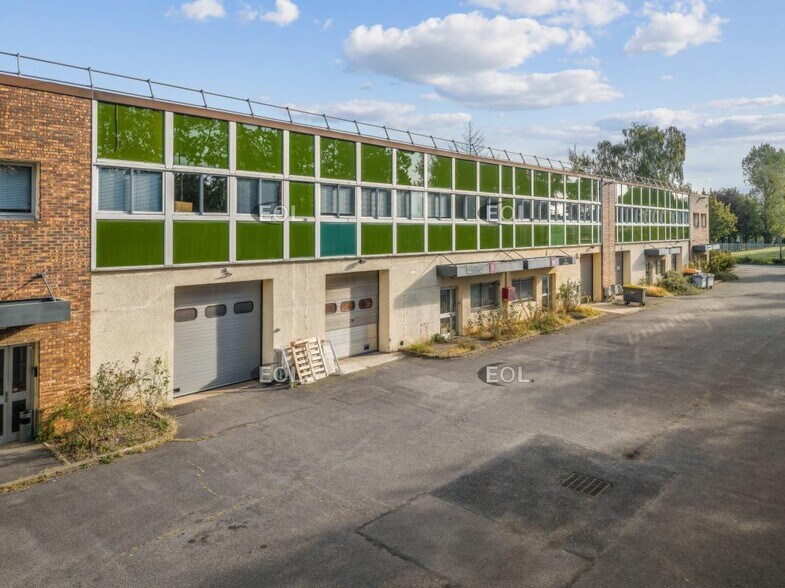 Flex in Les Ulis for lease - Building Photo - Image 1 of 7