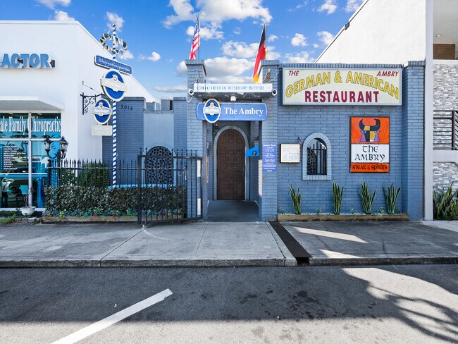 More details for 3016 E Commercial Blvd, Fort Lauderdale, FL - Retail for Sale