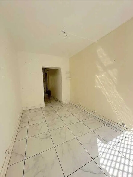 Commerce de détail dans Paris à louer - Photo intérieure - Image 3 de 7