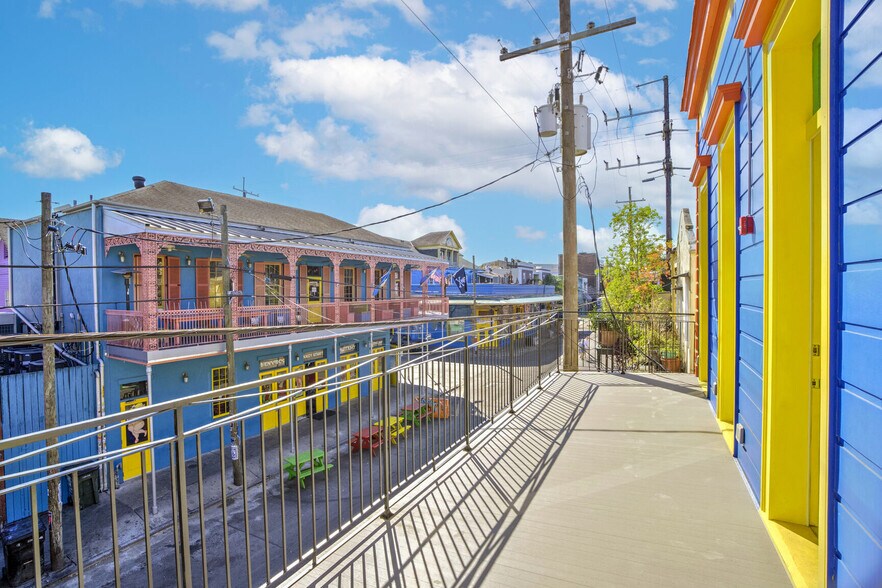 608 Frenchmen St, New Orleans, LA à louer - Photo du bâtiment - Image 2 de 6