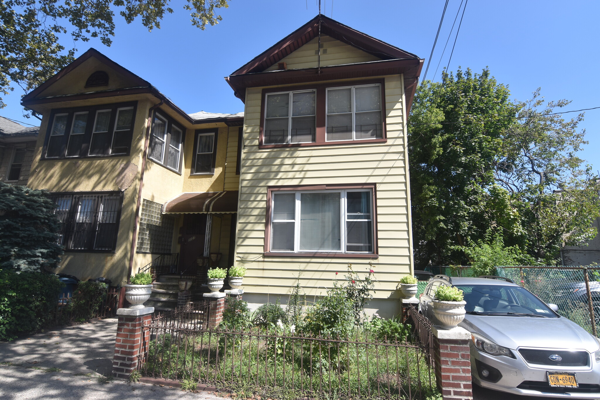 2231 E 18th St, Brooklyn, NY for sale Primary Photo- Image 1 of 1