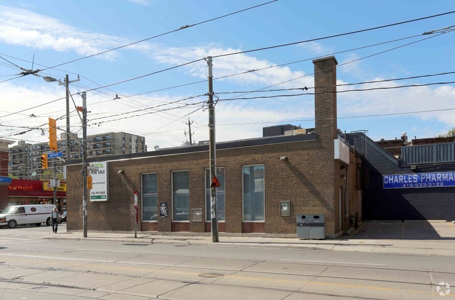 1200 King St W, Toronto, ON à vendre - Photo du bâtiment - Image 2 de 4