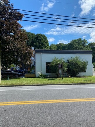 More details for 73 Main St S, Woodbury, CT - Retail for Sale