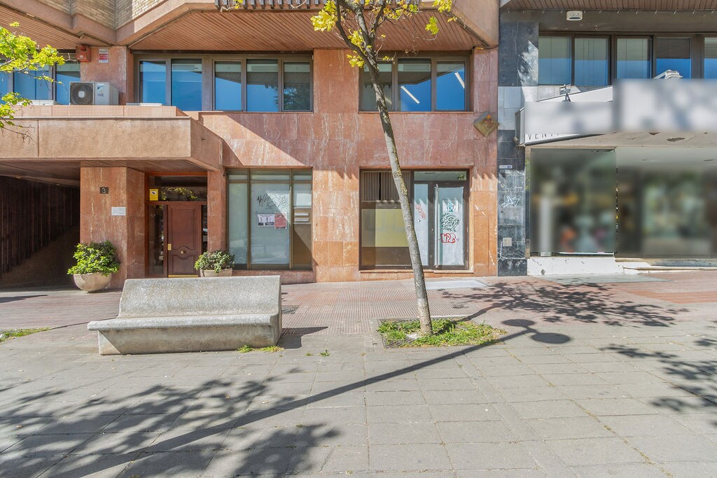 Commerce de détail dans Lleida, Lérida à louer Plan d’étage- Image 1 de 19