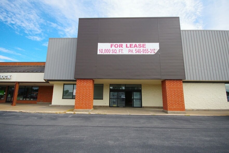 2820 W Locust St, Davenport, IA for lease - Building Photo - Image 2 of 22