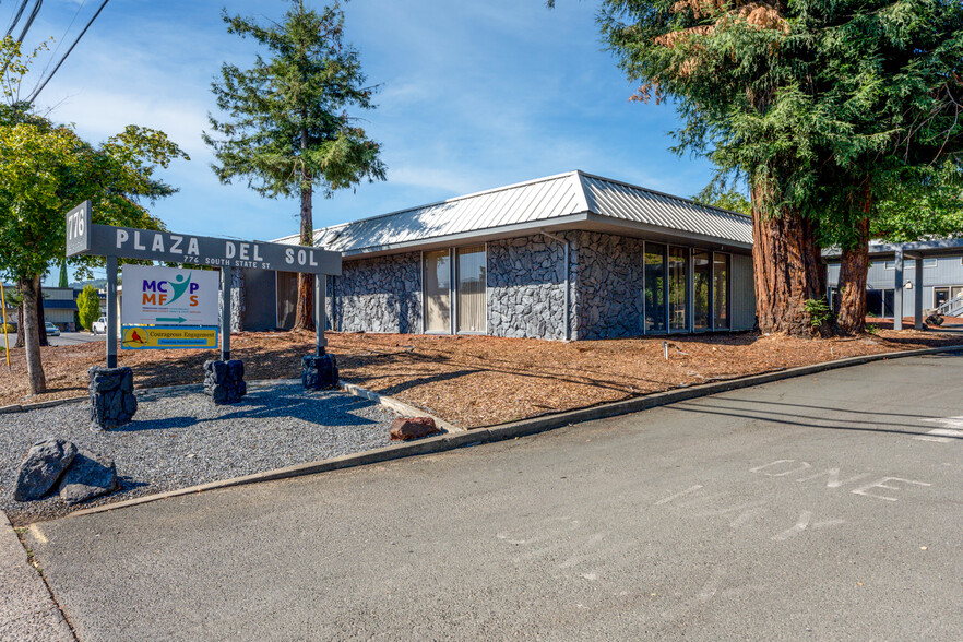 776 S State St, Ukiah, CA for lease - Building Photo - Image 1 of 6