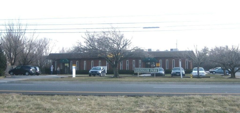 1218 Pulaski Hwy, Bear, DE à louer - Photo du bâtiment - Image 1 de 4