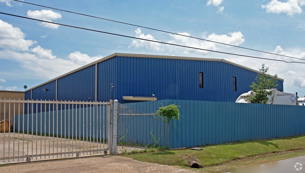 8621 Pagewood Ln, Houston, TX for sale - Building Photo - Image 2 of 17