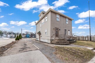 Plus de détails pour 135 W Ridge Rd, Rochester, NY - Commerce de détail à vendre