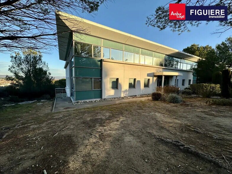 240 Rue Louis De Broglie, Aix-en-Provence à louer - Photo du bâtiment - Image 2 de 7